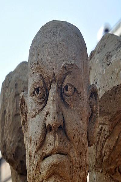 Sand Festival в России: глиняный портрет с выражением лица